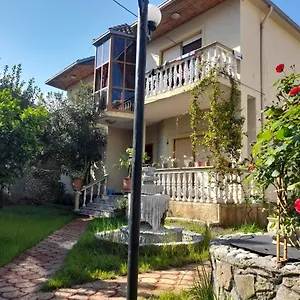 Guest house Gather